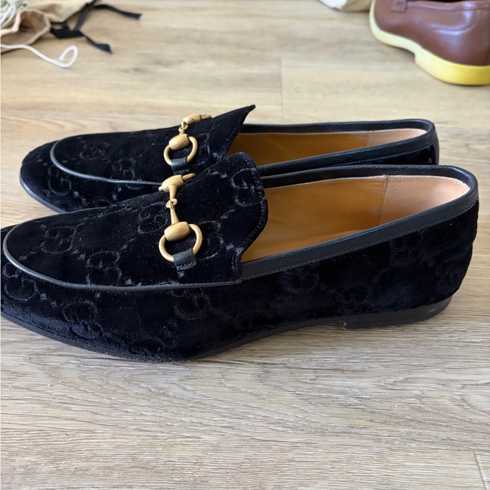 Gucci Velvet Loafer